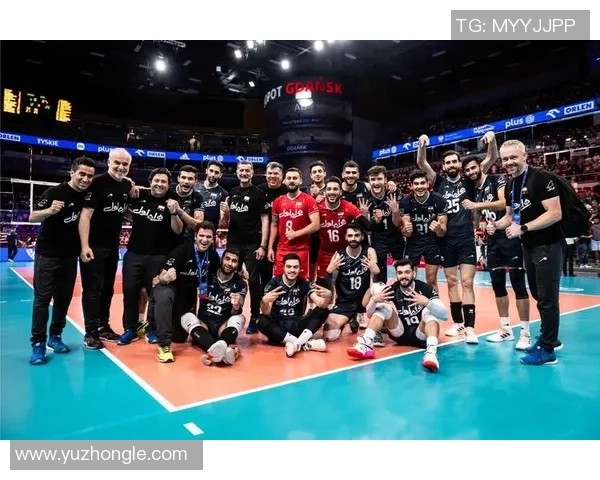 成都网球队以54分领跑世锦赛积分榜展现强劲实力与团队合作精神 成都网球队以54分领跑世锦赛积分榜展现强劲实力与团队合作精神