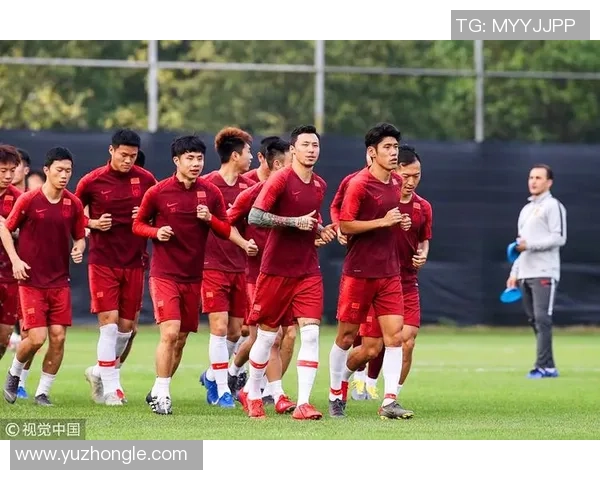 成都足球队战术解析与发展趋势探讨聚焦足球的未来之路 成都足球队战术解析与发展趋势探讨聚焦足球的未来之路