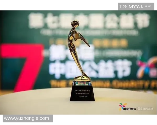 李秀英的羽毛球人生:从初心到巅峰的深度对话与启示 李秀英的羽毛球人生:从初心到巅峰的深度对话与启示