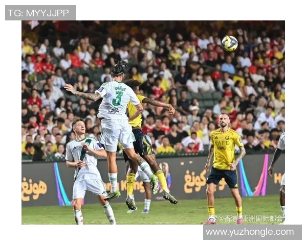 足球明星在香港的精彩瞬间与地道粤语翻译解析